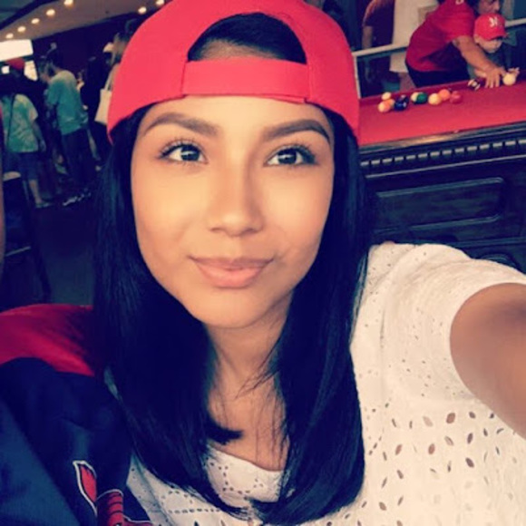 Meet your Posher, Daniela - Picture 1 of 1